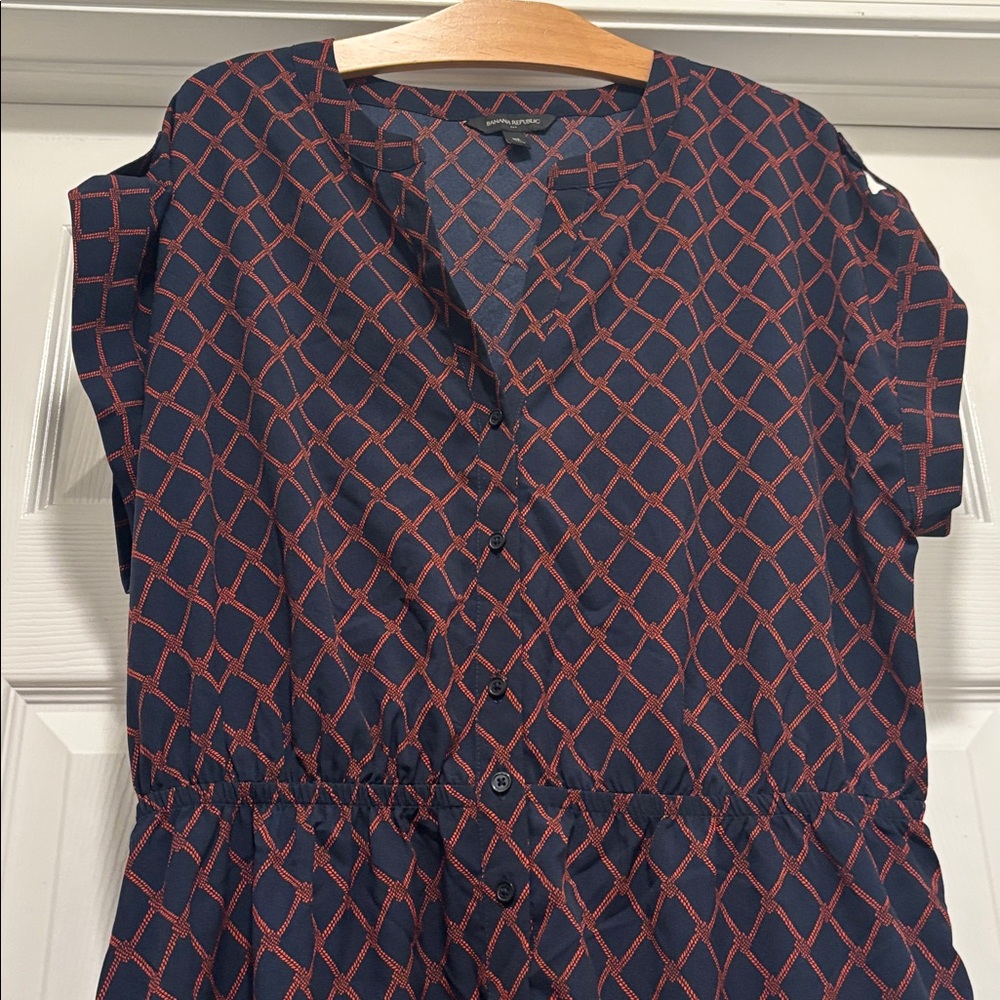 Banana Republic Navy and Orange Diamond Print Midi Dress. Size XL.